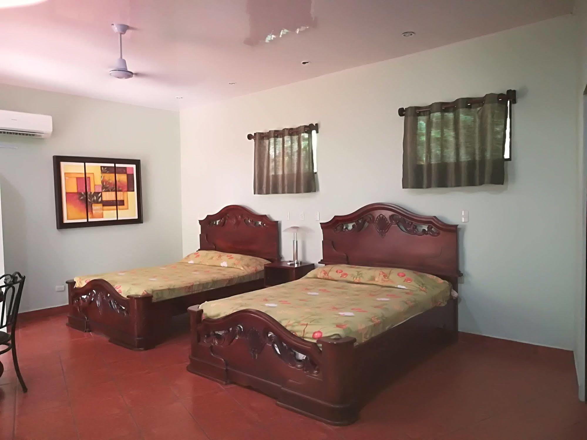 Oceanfront Hotel Verde Mar Direct Access To The Beach มานูเอล อันโตนิโอ ภายนอก รูปภาพ